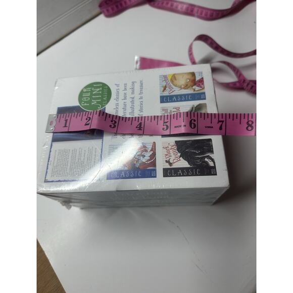 *NEW SEALED* Four Mini Classics Box Set- Miles Kelly Publishing - Paperback - Picture 5 of 6
